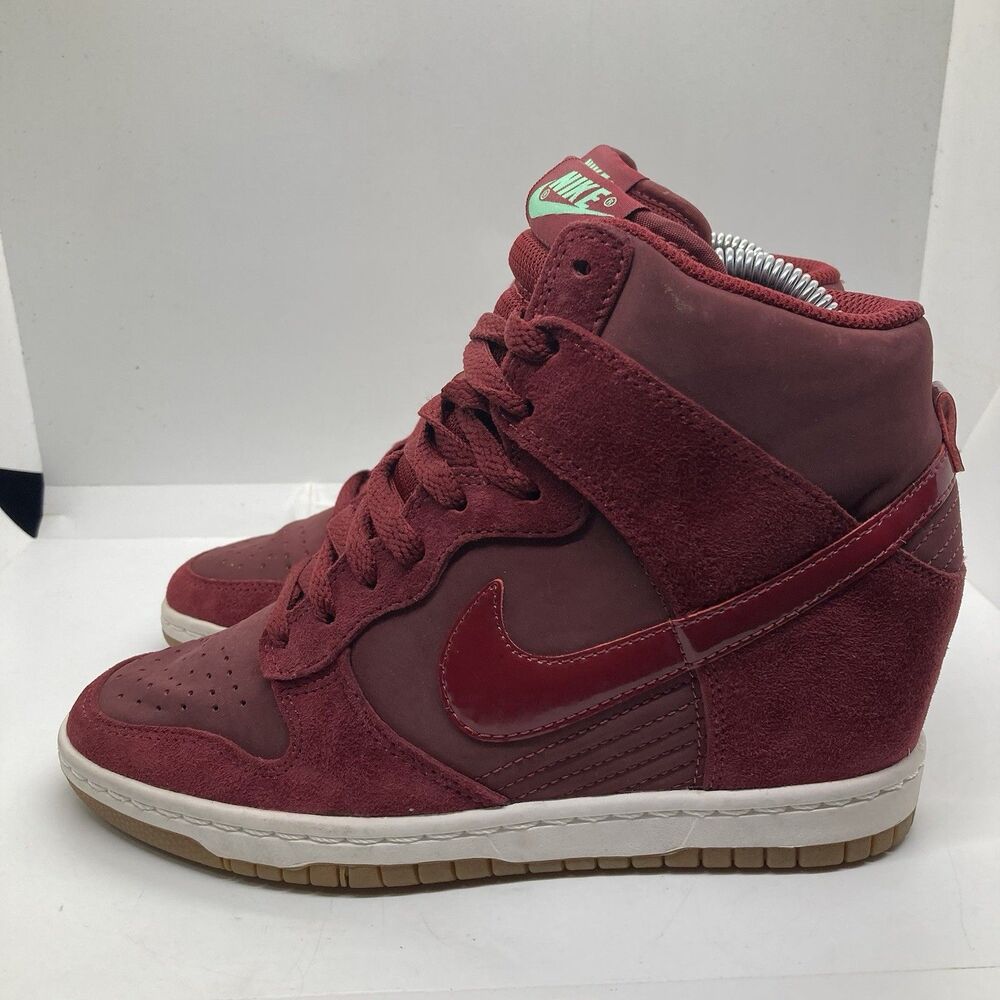 Nike Dunk Sky Hi Wedge Sneaker Womens 7 Red 644877-603